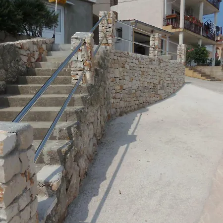 Branko Apartment Veli Rat